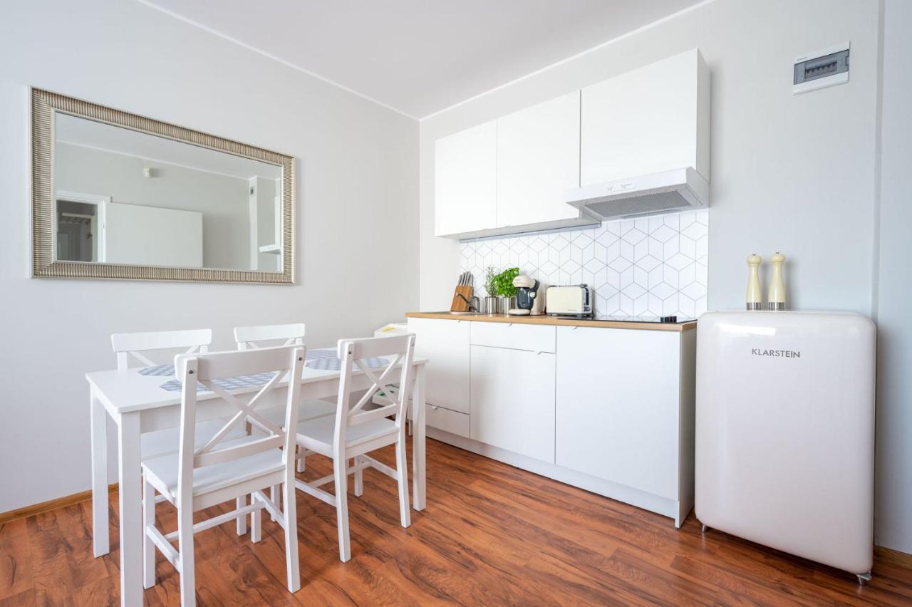 Seaesta Darlowo - Komfortowe Pokoje I Apartamenty 외부 사진